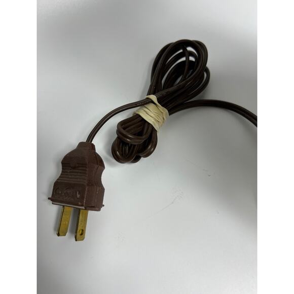 Vintage Milk Glass Brass Toned lamp MCM Hollywood Regency - Picture 6 of 8